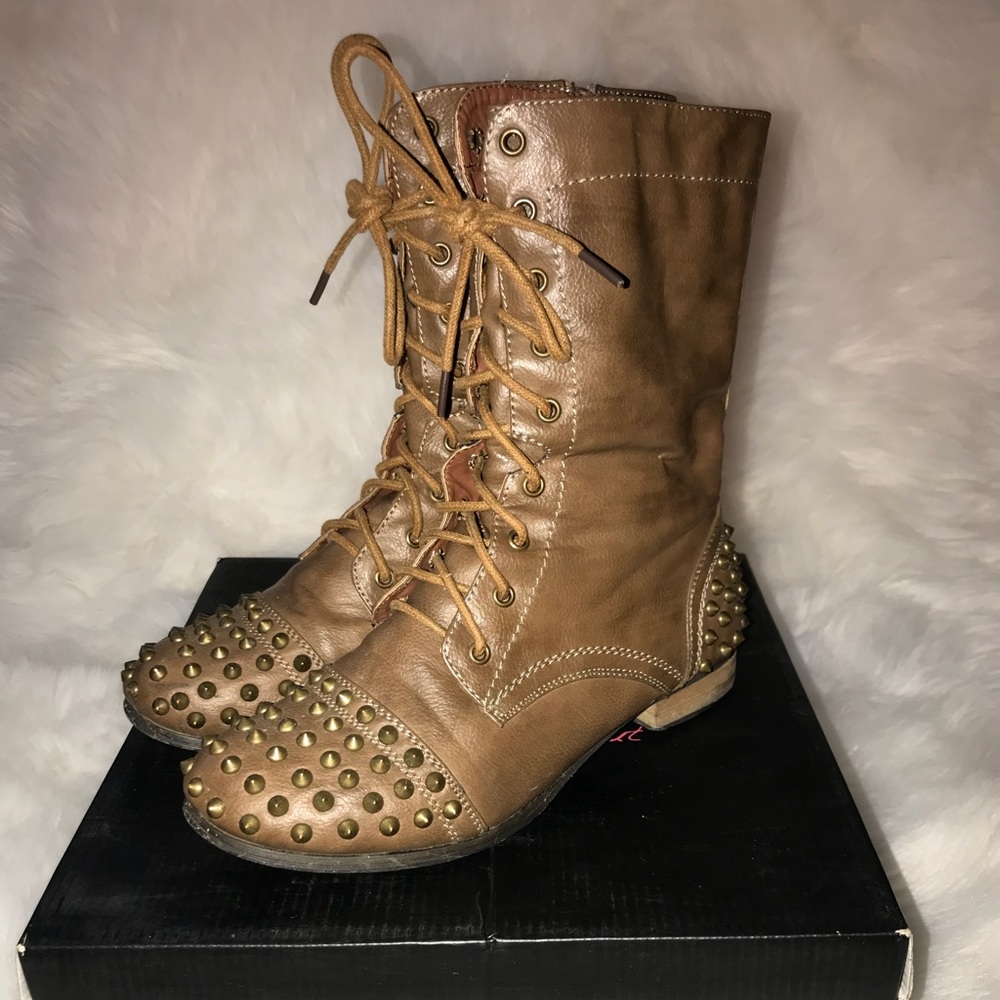 Tan combat boots